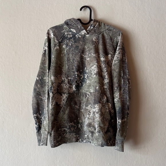 Cabela's Sweaters - Cabela’s Camo Embroidered Logo Hoodie